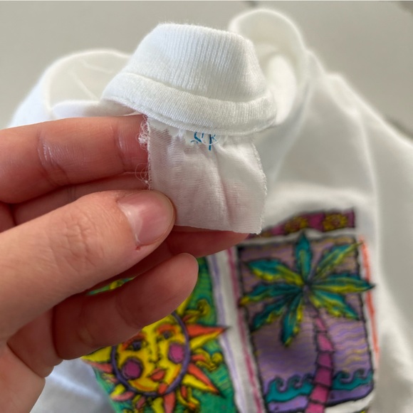 Vintage Bahamas Short Sleeve Men’s Souvenir T-Shirt - Picture 6 of 10